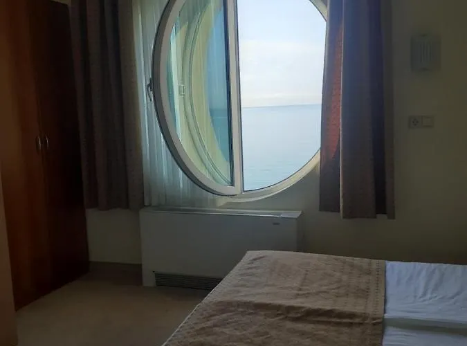 Appart hôtel Sunset *